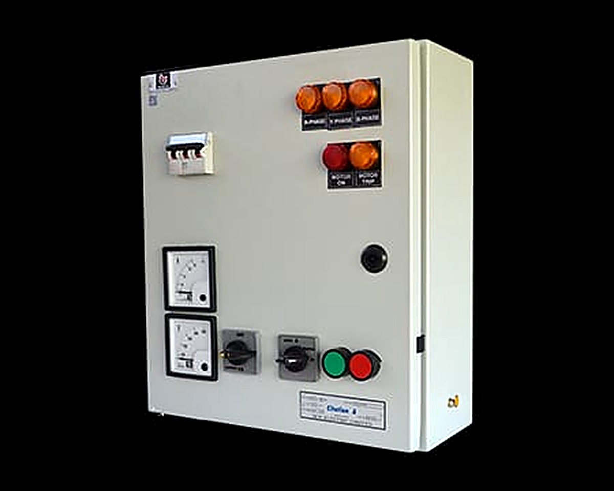 Submersible pump motor starter control panel
